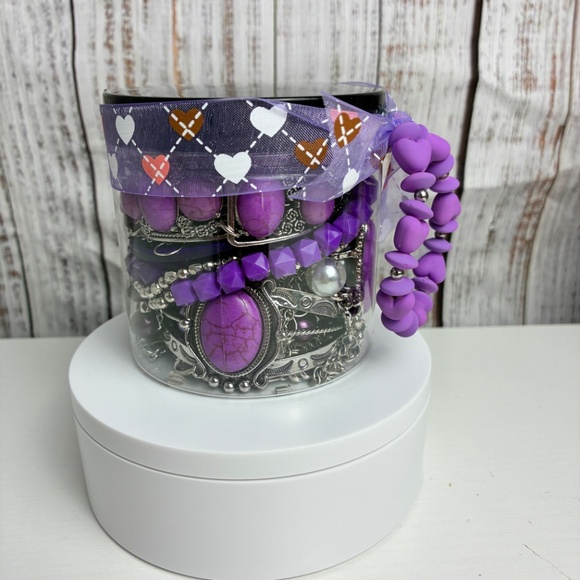 Mystery Treasure 12 oz Jar - Lot 0249 - Picture 3 of 6